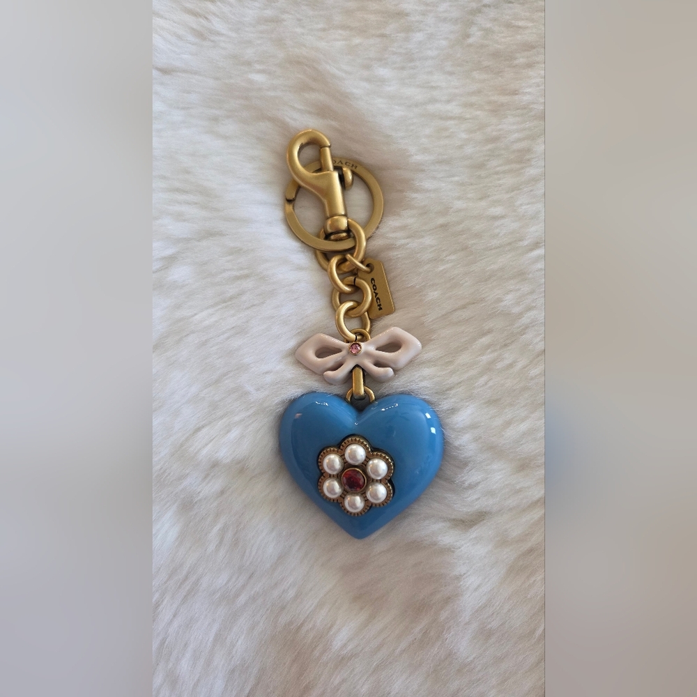 Coach Heart Bag Charm - Picture 5 of 6